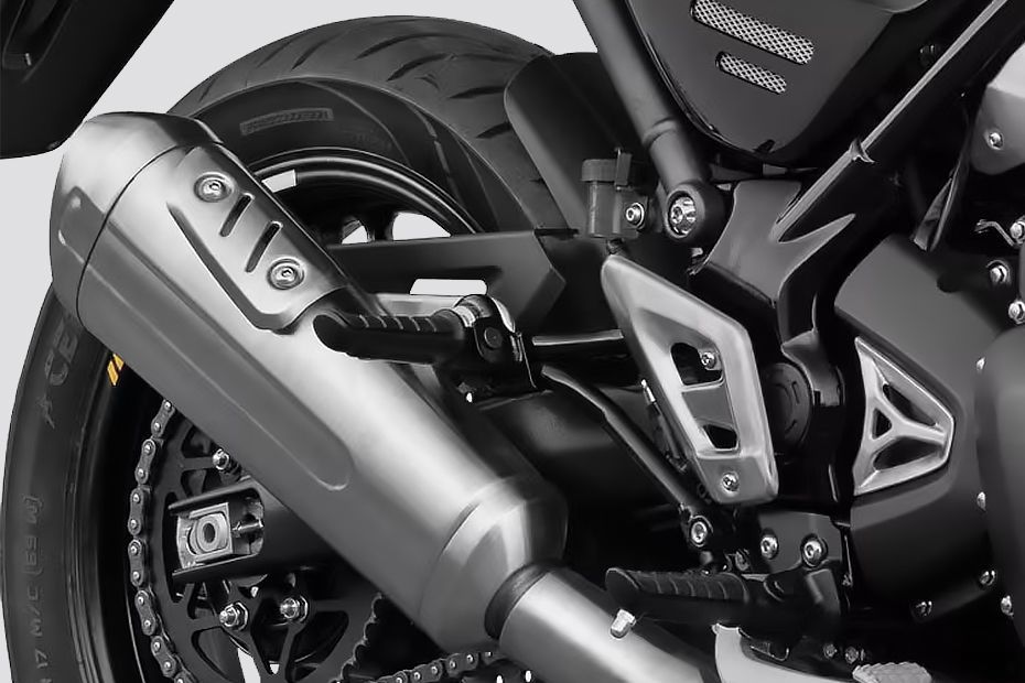 Exhaust View of Speed 400