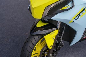 Front Mudguard & Suspension of NTorq 150
