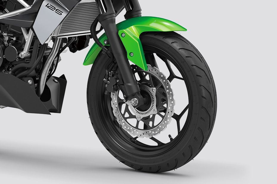 Front Tyre View of Z125