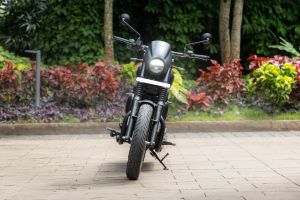 Front View of Roadster