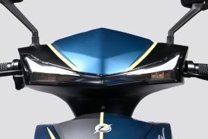 Head Light of Gracy i