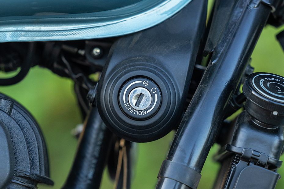 Ignition View of Roadster