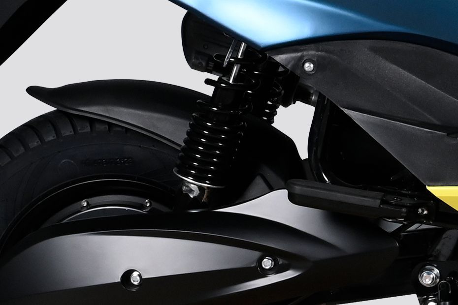 Rear Suspension View of Gracy i