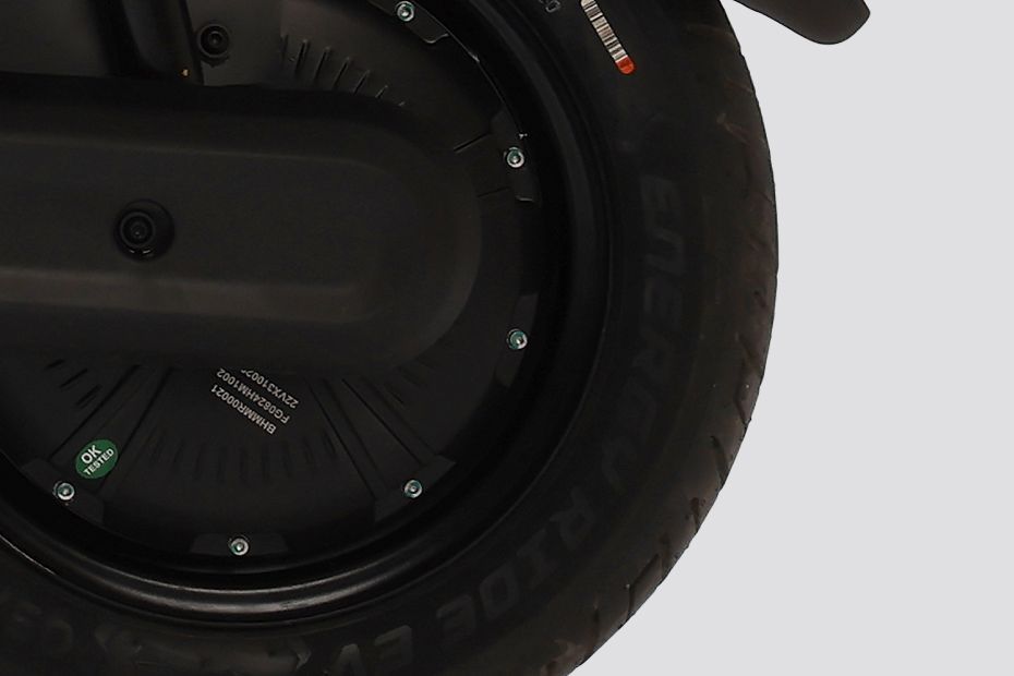 Rear Tyre View of OoWah