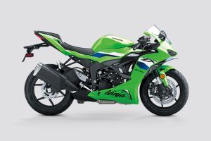 Right Side View of Ninja ZX-6R