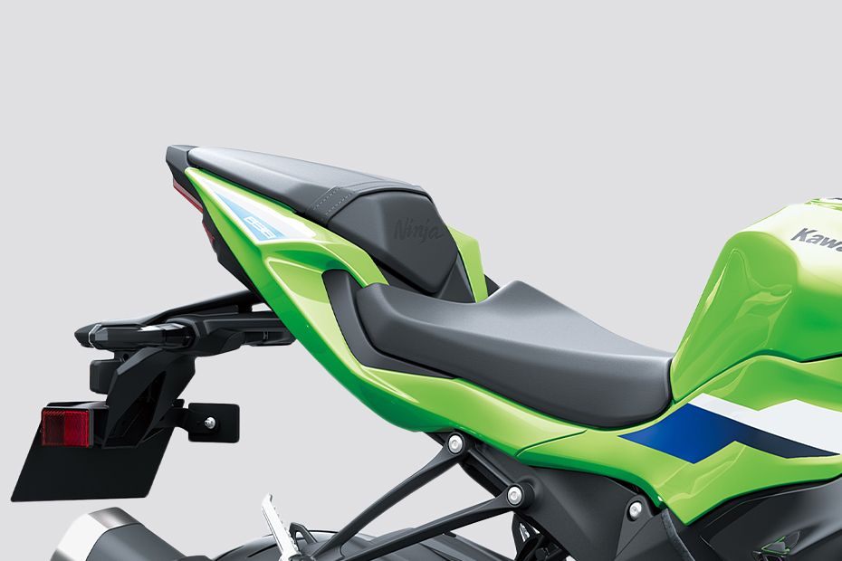 Seat of Ninja ZX-6R