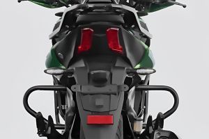 Tail Light of Dominar 400