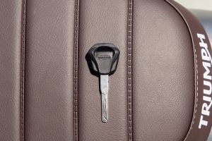 Key (Back) of Scrambler 400 X