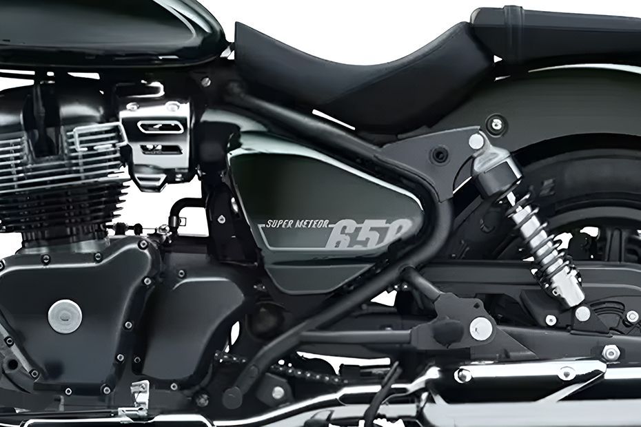 Central Panel of Super Meteor 650