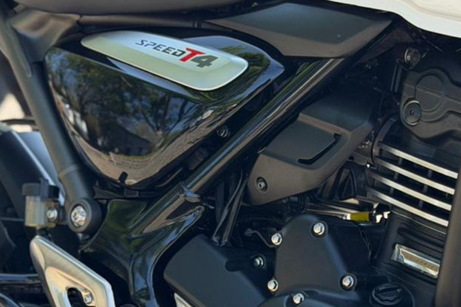 Central Panel of Speed T4