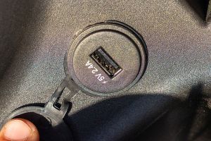 Charging ports of DX EV