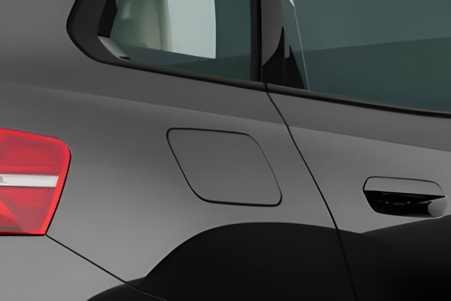 Fuel Lid (Closed) Image of X3