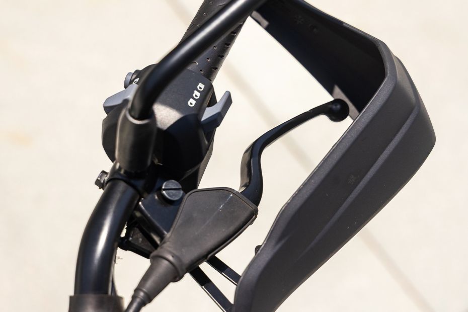 Clutch Lever of Scrambler 400 X