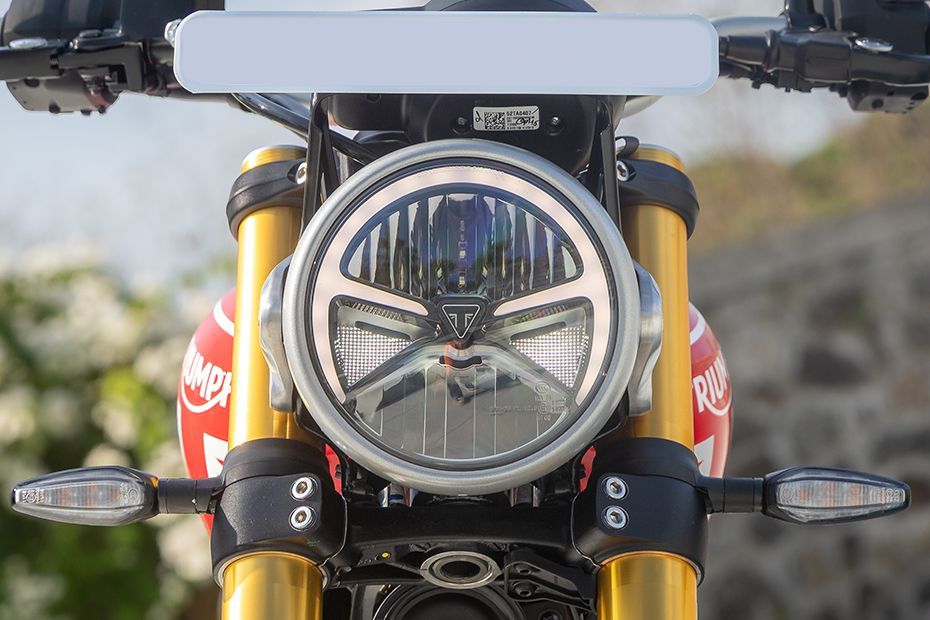Daytime Running Lamp(DRL) of Speed 400