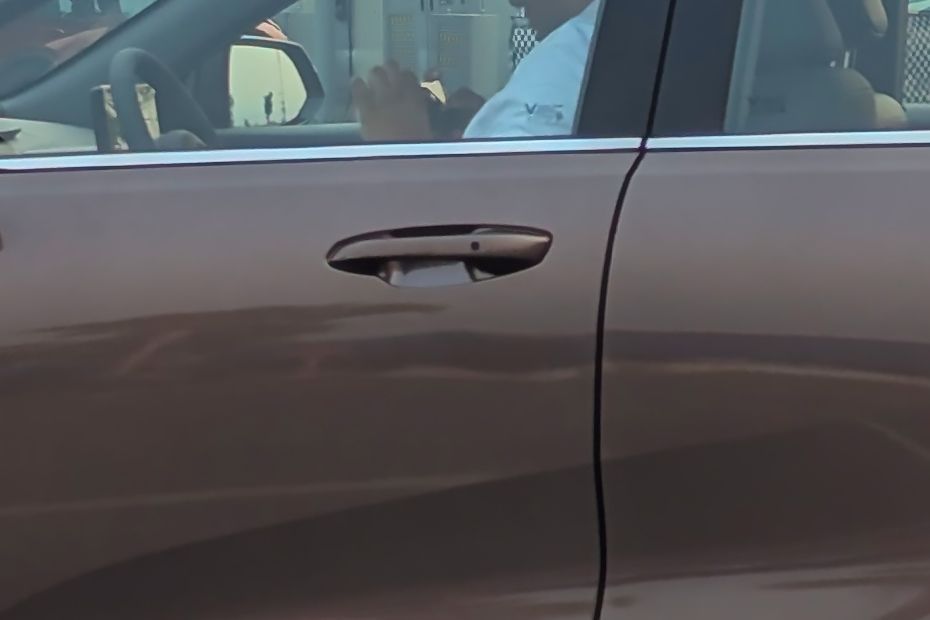 Door Handle Image of VF MPV 7
