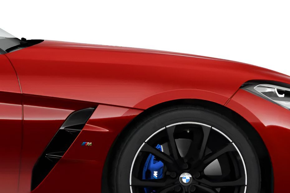 Front Fender Image of Z4