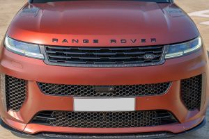 Front Grille Image of Range Rover Sport