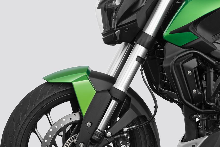 Front Suspension of Dominar 400