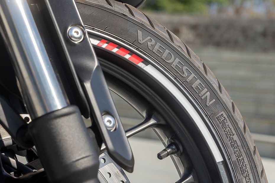 Front Tyre of Speed 400
