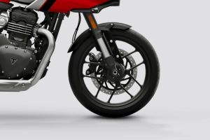 Front Tyre of Thruxton 400