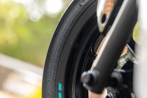 Front Tyre of EC-06