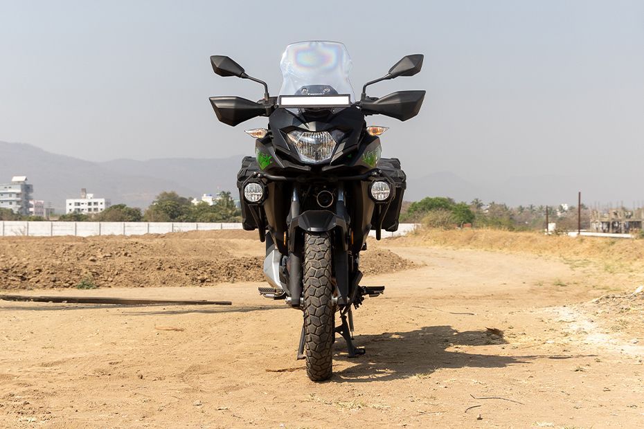Front View of Versys X 300