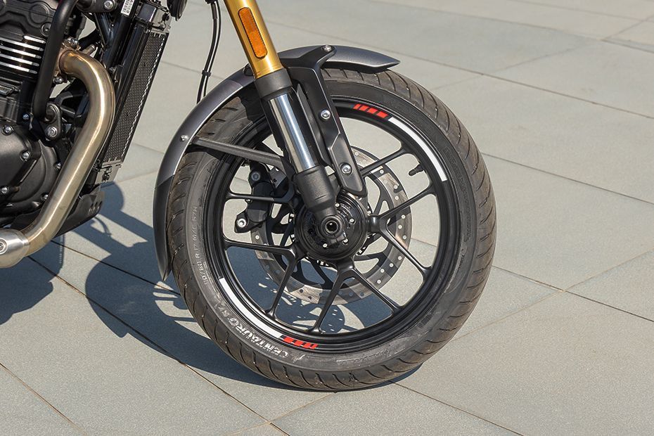 Front Wheel of Speed 400
