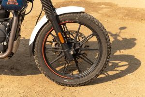 Front Wheel of Scram 440