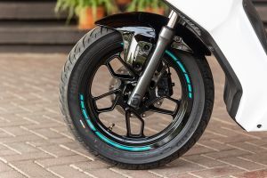 Front Wheel of EC-06