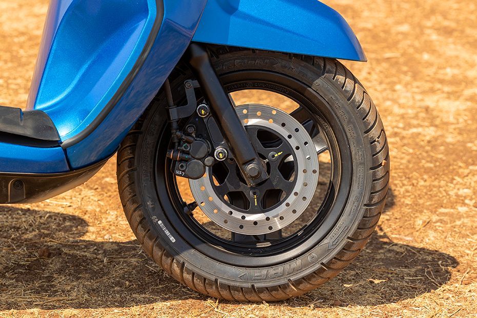 Front Wheel of DX EV