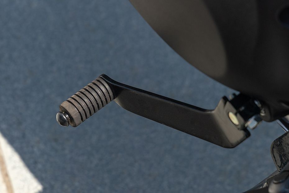 Gear Shifter of Scrambler 400 X
