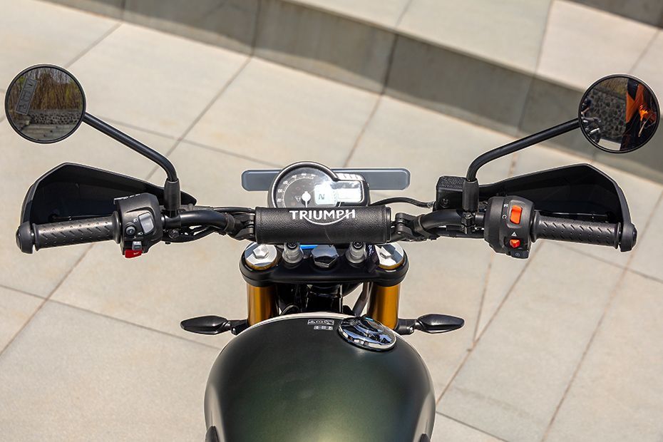 Handlebar of Scrambler 400 X