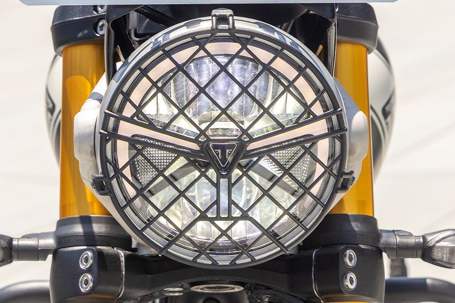 Headlamp of Scrambler 400 X