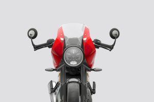 Headlamp of Thruxton 400