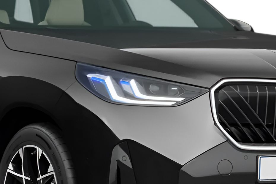 Headlight Image of X3