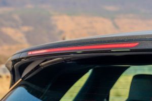High Mount Stop Lamp Image of Range Rover Sport