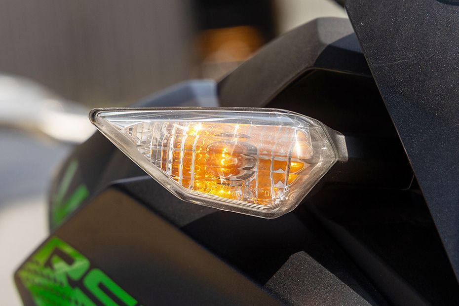Indicator (Front) of Versys X 300