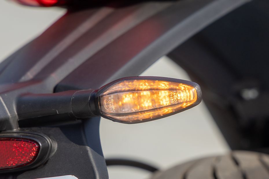 Indicator (Rear) of Speed 400