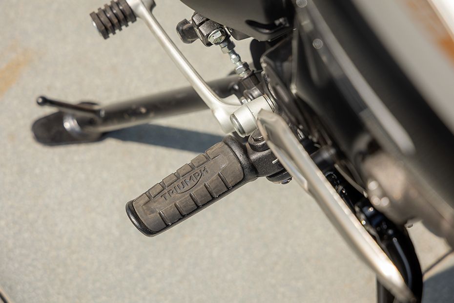 Left Footpeg of Model_