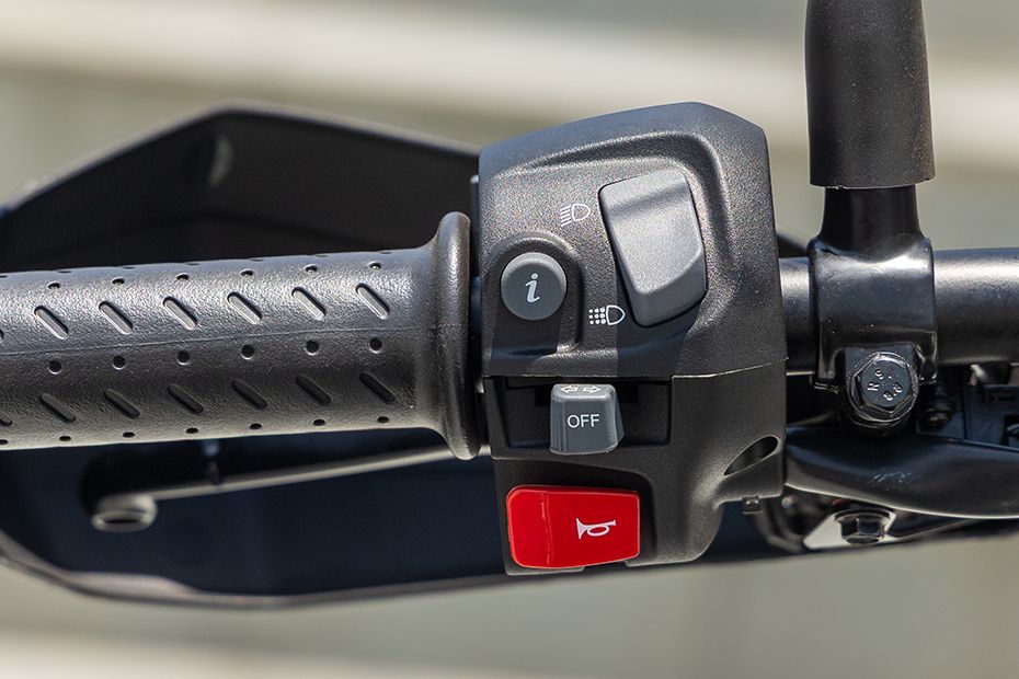 Switchgear (Left) of  Scrambler 400 X