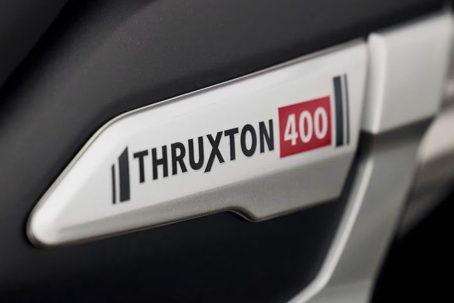 Model Badge of Thruxton 400