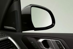 Outside Mirror Glass Image of X7