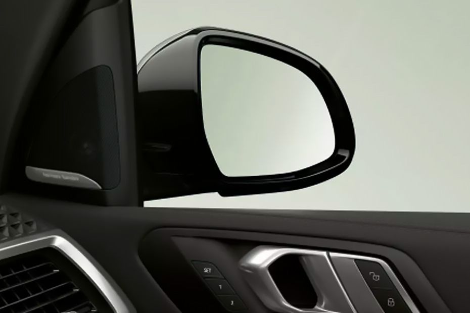 Outside Mirror Glass Image of X7