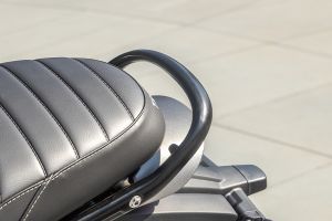 Pillion Grab Rail of Speed 400