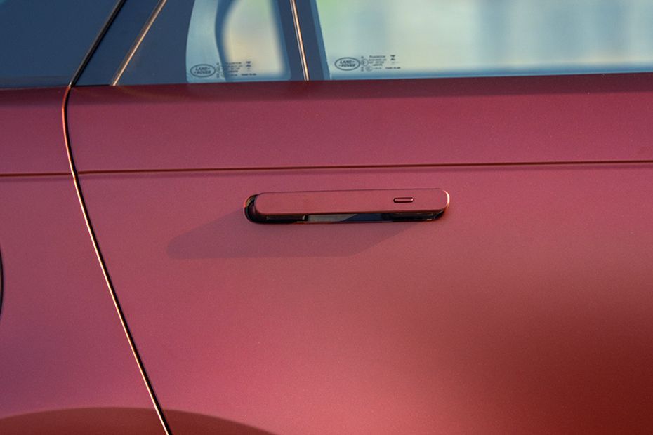 Rear Door Handle Image of Range Rover Sport