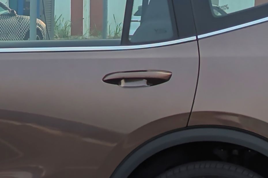 Rear Door Handle Image of VF MPV 7
