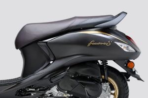 Rear Fairing of Fascino 125 Fi Hybrid