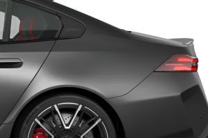 Rear Fender Image of M5