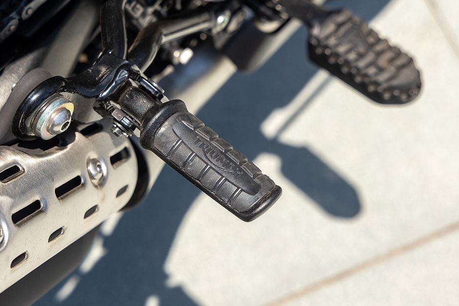 Rear Footpeg of Scrambler 400 X
