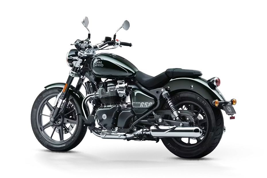 Rear Left Three Quarter View of Super Meteor 650